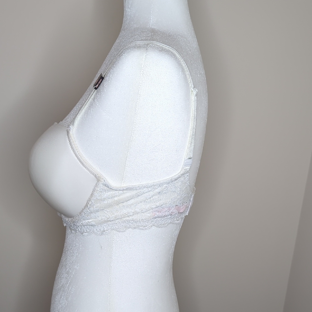 Victoria's Secret Size 34 DD Lined Demi White Lace Trim Bra - Picture 8 of 10